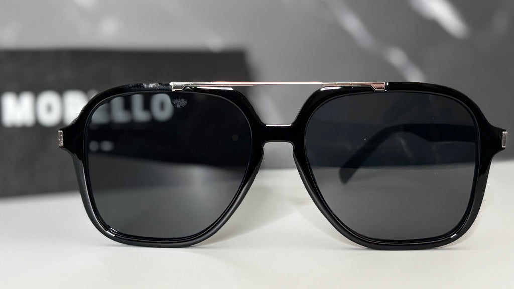 THE CEO — NOIR